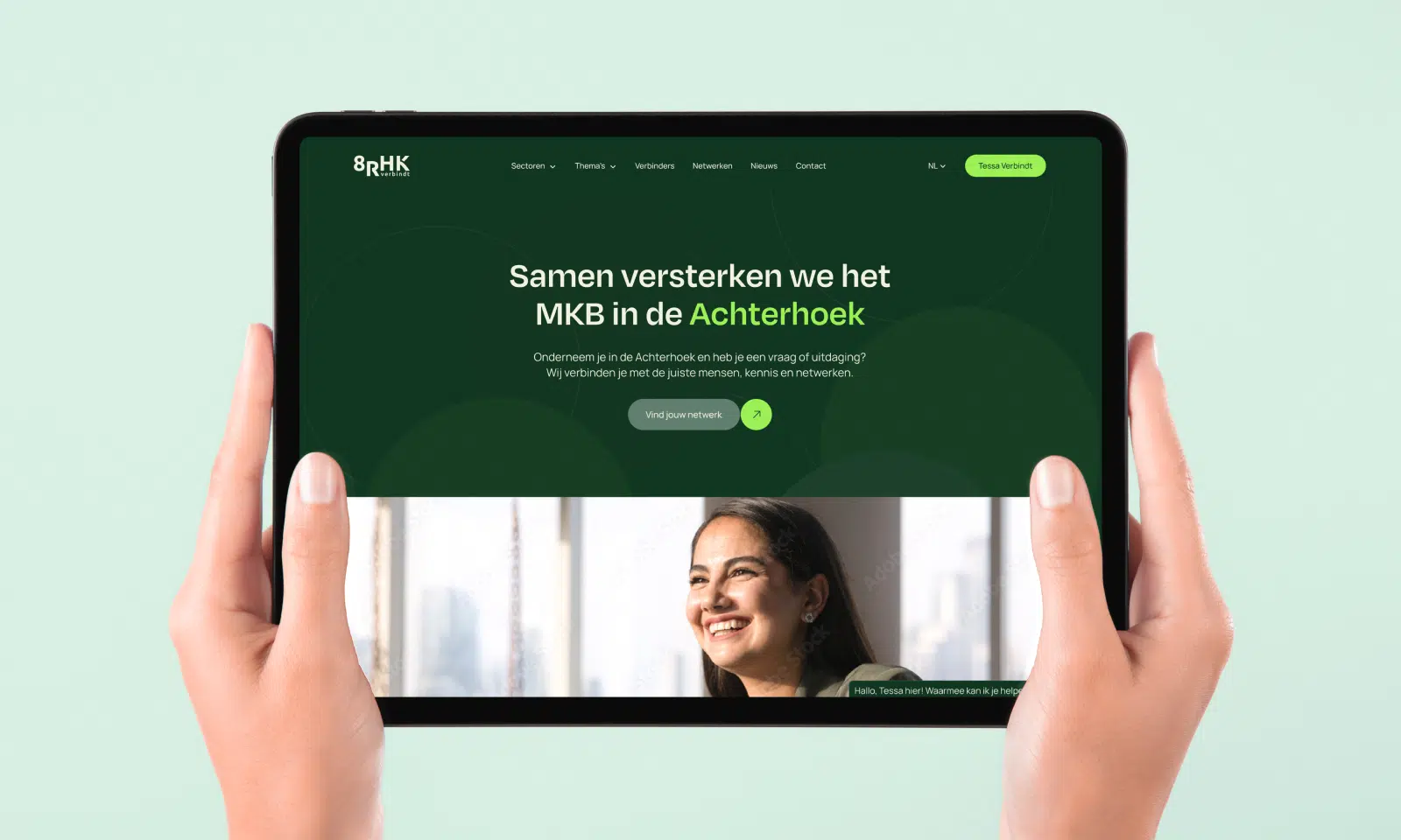 8rhk Verbindt mockup 2